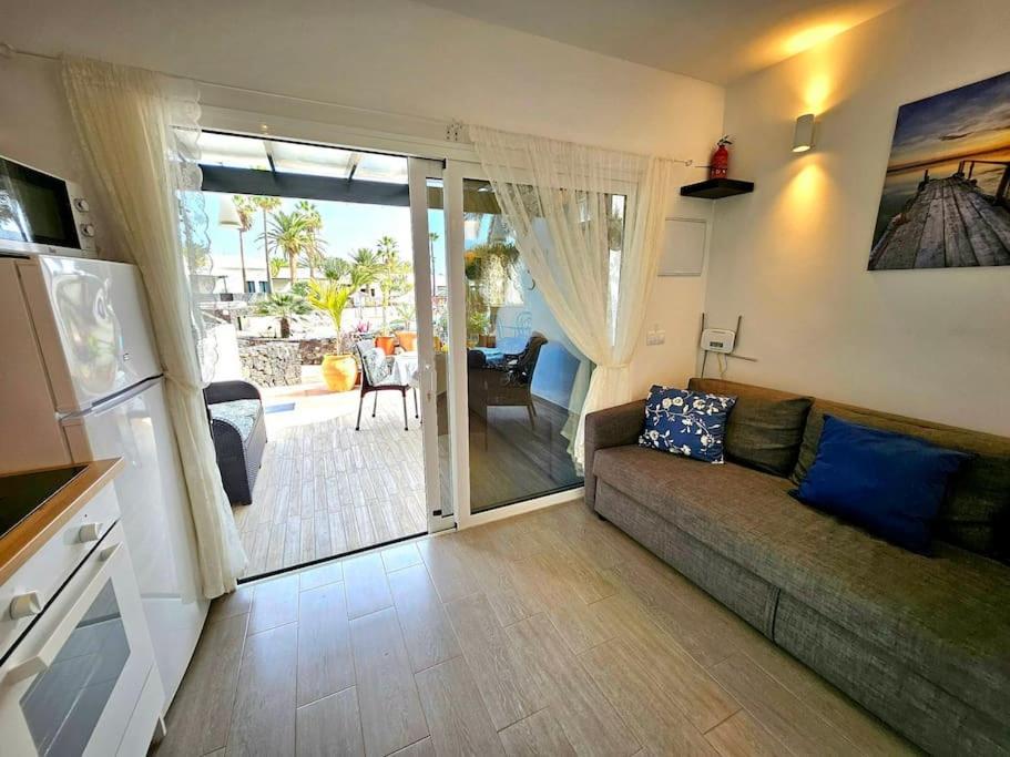 Apartamento Taisa Playa Roca Costa Teguise Exterior foto