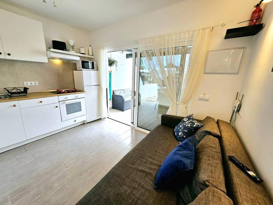Apartamento Taisa Playa Roca Costa Teguise Exterior foto