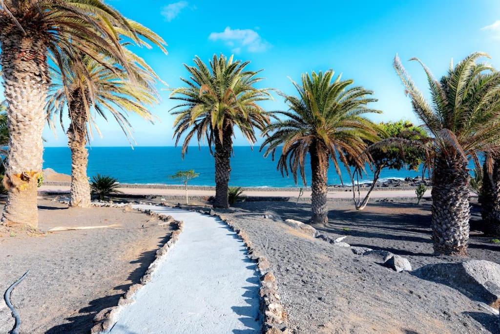 Apartamento Taisa Playa Roca Costa Teguise Exterior foto