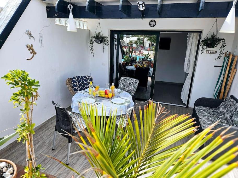 Apartamento Taisa Playa Roca Costa Teguise Exterior foto